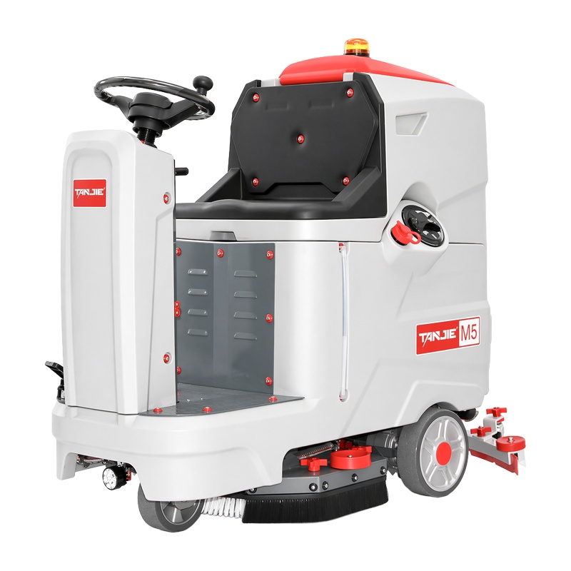 宜宾坦洁驾驶式洗地机M5【单刷】